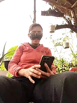 Tina 2pp online show from November 2025 12:04:02 AM