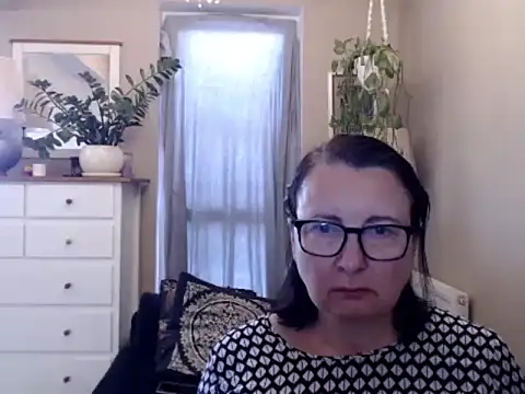 Snapshot of MaryHoney5 chatting on September 2025 12:15:01 PM MaryHoney5 online show from September 2025 12:15:01 PM