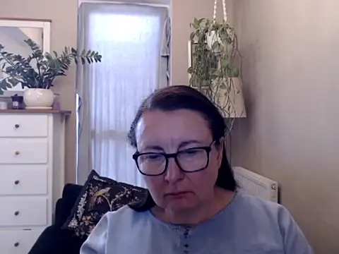 Snapshot of MaryHoney5 chatting on September 2025 12:12:02 PM MaryHoney5 online show from September 2025 12:12:02 PM