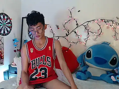 good boy in bed online show from January 2026 08:13:02 PM