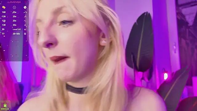 maya snow online show from November 2025 10:52:02 AM