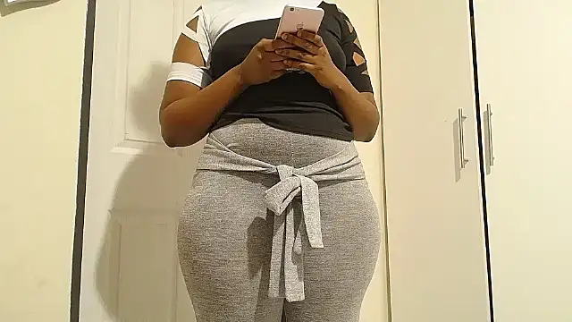 Goddessberry online show from October 2025 06:20:01 PM