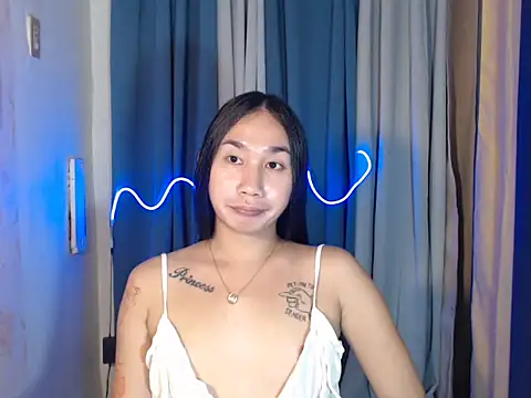 Snapshot of in_yourdreamstarxx chatting on November 2025 03:48:02 PM in yourdreamstarxx online show from November 2025 03:48:02 PM