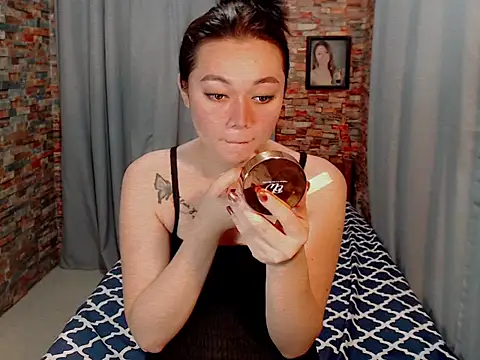 cutemac69 online show from October 2025 01:45:01 PM
