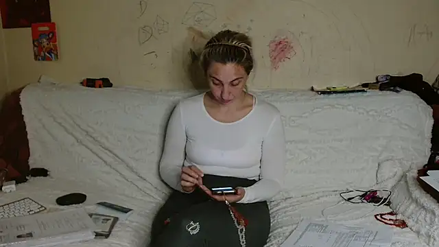 AsyaLulu online show from March 2026 03:12:01 PM