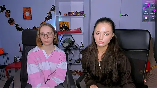 miki-niki online show from October 2025 02:25:02 PM