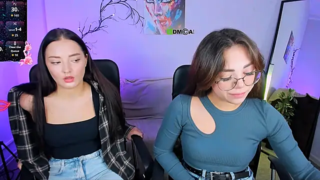 miki-niki online show from October 2025 12:13:01 PM