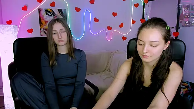 Snapshot of miki-niki chatting on February 2026 11:10:02 AM miki-niki online show from February 2026 11:10:02 AM