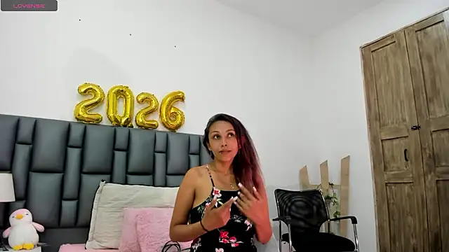 valeriasweet  online show from January 2026 05:38:02 PM