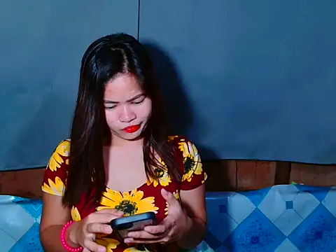 asian pinaydaniela online show from September 2025 03:17:02 AM