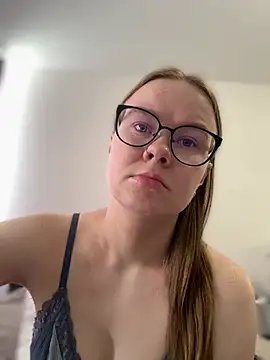  CherryBloom  online show from April 2026 07:53:02 AM