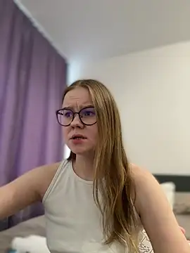  CherryBloom  online show from April 2026 12:52:02 PM