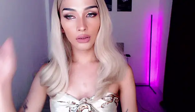 Alicegreenexx online show from April 2026 11:09:02 PM