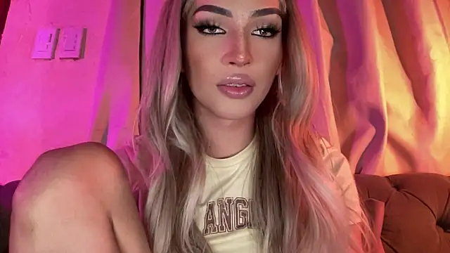 Alicegreenexx online show from July 2026 06:14:01 PM