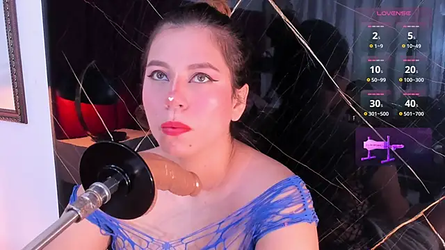 Snapshot of abby_blond_ chatting on November 2025 12:53:02 PM abby blond online show from November 2025 12:53:02 PM