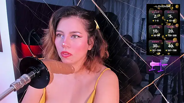 Snapshot of abby_blond_ chatting on October 2025 01:10:01 PM abby blond online show from October 2025 01:10:01 PM