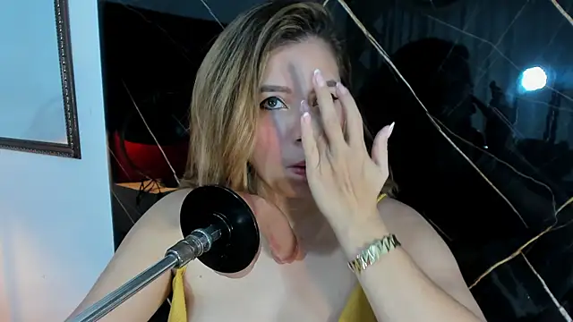 abby blond  online show from January 2026 12:00:01 PM