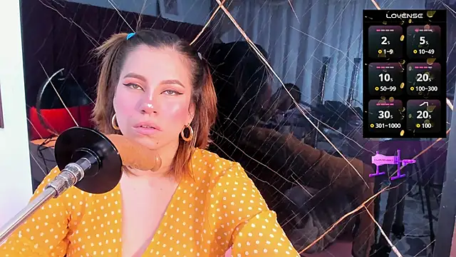 Snapshot of abby_blond_ chatting on October 2025 12:26:02 PM abby blond online show from October 2025 12:26:02 PM