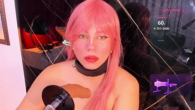 Snapshot of abby_blond_ chatting on November 2025 01:38:01 PM abby blond online show from November 2025 01:38:01 PM