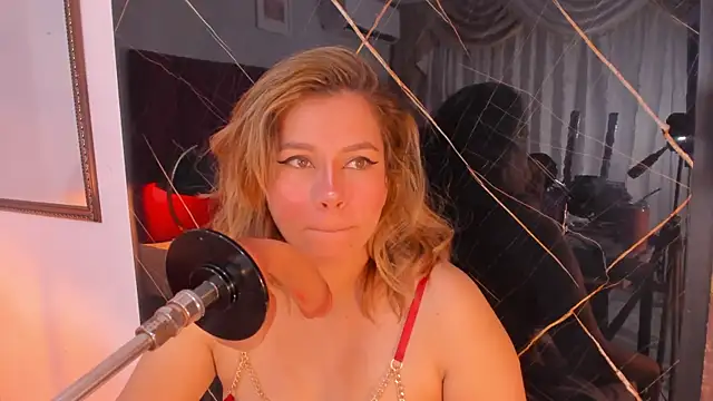 abby blond  online show from December 2025 12:09:02 PM