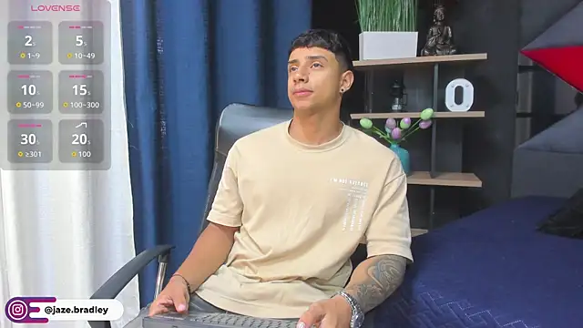 Snapshot of jaze_bradley chatting on October 2025 11:29:02 AM jaze bradley online show from October 2025 11:29:02 AM