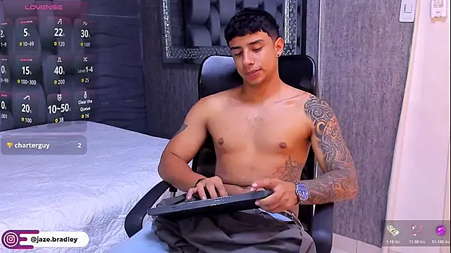 Snapshot of jaze_bradley chatting on October 2025 11:31:02 AM jaze bradley online show from October 2025 11:31:02 AM