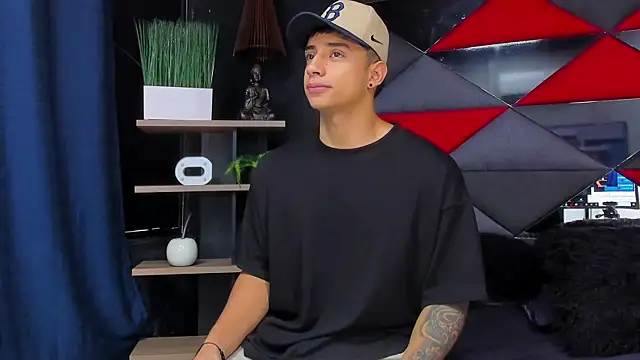 Snapshot of jaze_bradley chatting on December 2025 11:31:01 AM jaze bradley online show from December 2025 11:31:01 AM