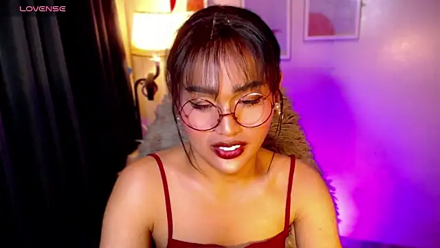 urmidnightcravingsxx online show from June 2026 03:58:02 AM