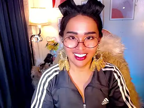 urmidnightcravingsxx online show from June 2026 11:27:02 PM
