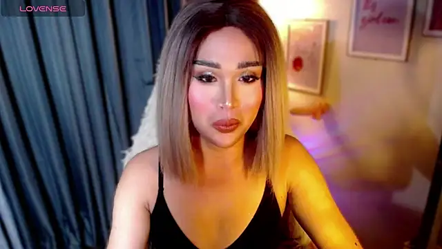 urmidnightcravingsxx online show from May 2026 07:43:02 PM