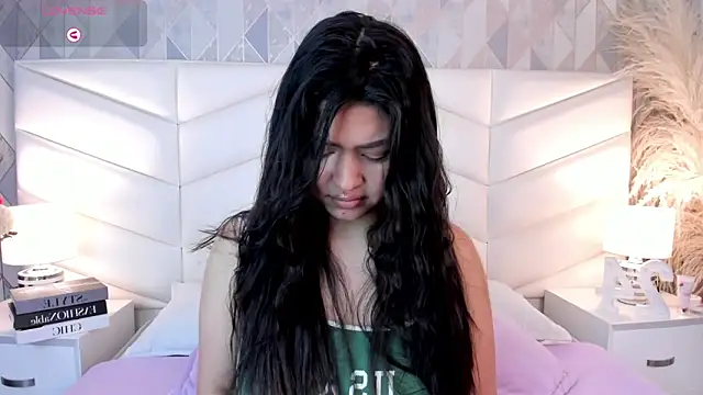 Snapshot of victoria___jonnes chatting on September 2025 12:38:02 PM victoria jonnes online show from September 2025 12:38:02 PM