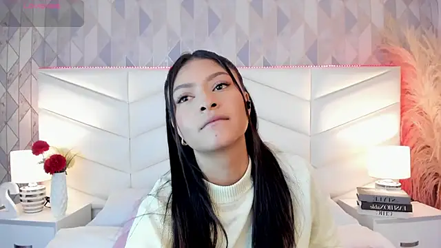 Snapshot of victoria___jonnes chatting on September 2025 12:37:01 PM victoria jonnes online show from September 2025 12:37:01 PM