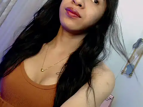 Annaloula online show from March 2026 02:17:01 PM