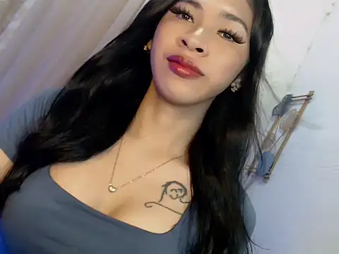 Annaloula online show from May 2026 04:32:01 PM