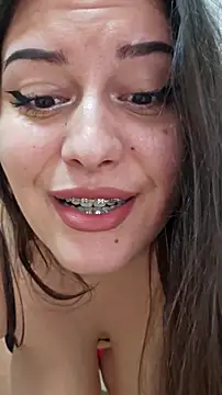 Snapshot of Larissa4U chatting on February 2026 11:07:01 AM Larissa4U online show from February 2026 11:07:01 AM