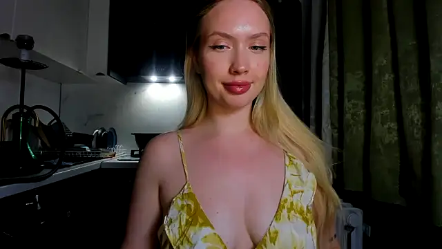 Snapshot of NicoleRiccii chatting on September 2025 08:44:01 PM NicoleRiccii online show from September 2025 08:44:01 PM