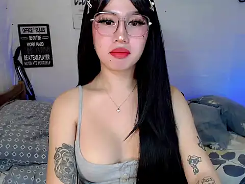 Snapshot of sweetshy69 chatting on October 2025 05:31:02 AM sweetshy69 online show from October 2025 05:31:02 AM