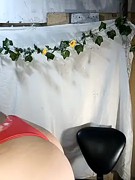 lunna 07 online show from March 2026 11:38:01 PM