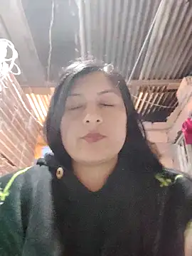 lunna 07 online show from October 2025 05:53:01 AM