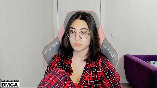 MeilideQian1 online show from September 2025 02:56:02 PM