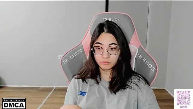 MeilideQian1 online show from February 2026 03:52:02 AM