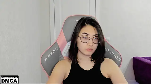 MeilideQian1 online show from November 2025 03:06:02 PM