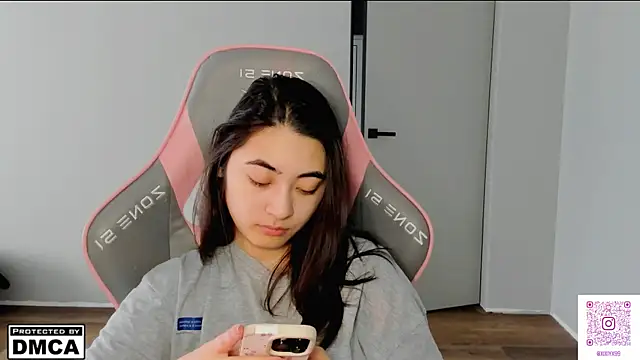 MeilideQian1 online show from February 2026 07:42:01 AM