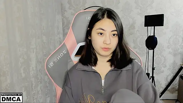 MeilideQian1 online show from October 2025 02:02:01 AM