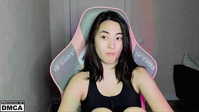 MeilideQian1 online show from November 2025 02:38:02 PM