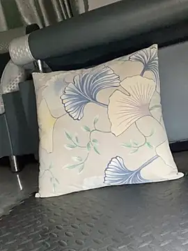 meiiijr55 online show from January 2026 05:08:01 PM