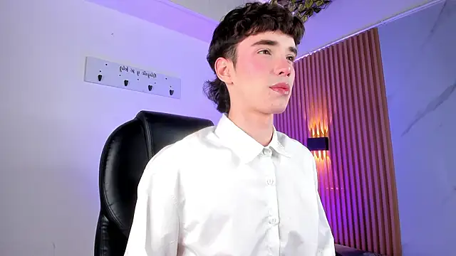 austin rouse online show from April 2026 08:04:02 PM