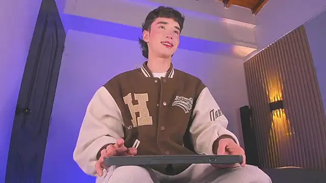 austin rouse online show from January 2026 09:51:01 PM