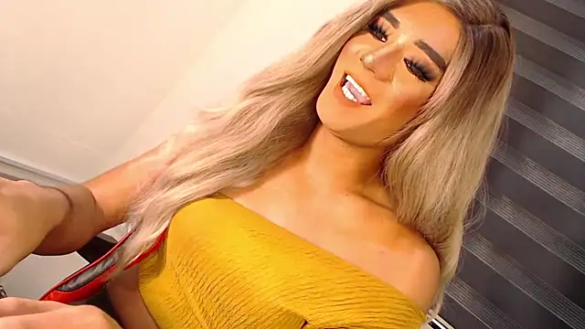 SissifyMeNow online show from November 2025 02:59:01 AM