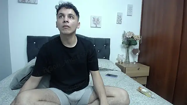 Snapshot of Sofi_Andres69 chatting on March 2026 01:22:01 AM Sofi Andres69 online show from March 2026 01:22:01 AM